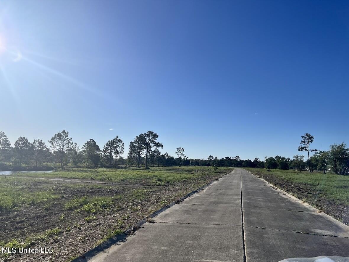 Single Family - Bahama Drive lot: 90, Bay Saint Louis, MS