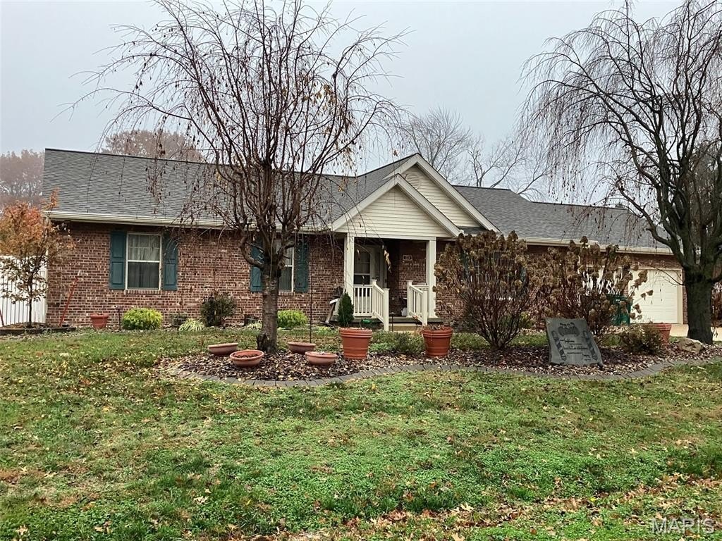 Single Family 3BR 2BA - 221 Sharp Street, Beckemeyer, IL