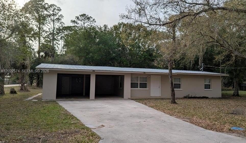 Single Family 3BR 2BA - 660 S MISSOURI ST, La Belle, FL