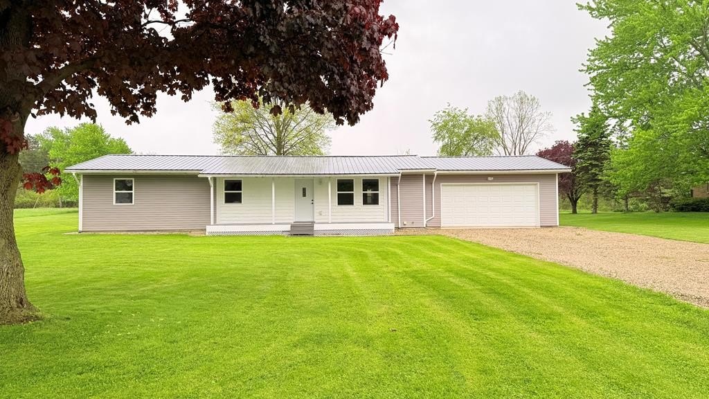 Single Family 3BR 2BA - 4415 Willard West Road, Willard, OH