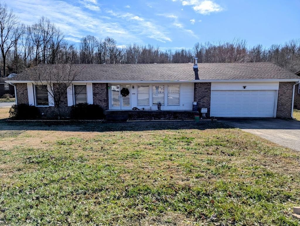 Single Family 3BR 3BA - 3000  Carter Drive, Madisonville, KY