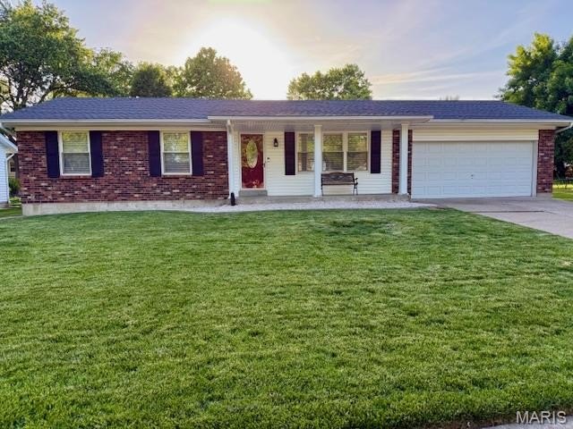 Single Family 3BR 2BA - 6 El Perro Drive, St Peters, MO