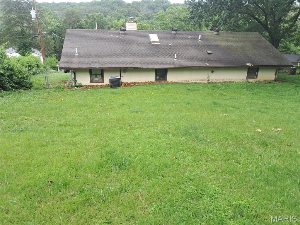 Single Family 3BR 2BA - 8524 Lake Drive, Cedar Hill, MO