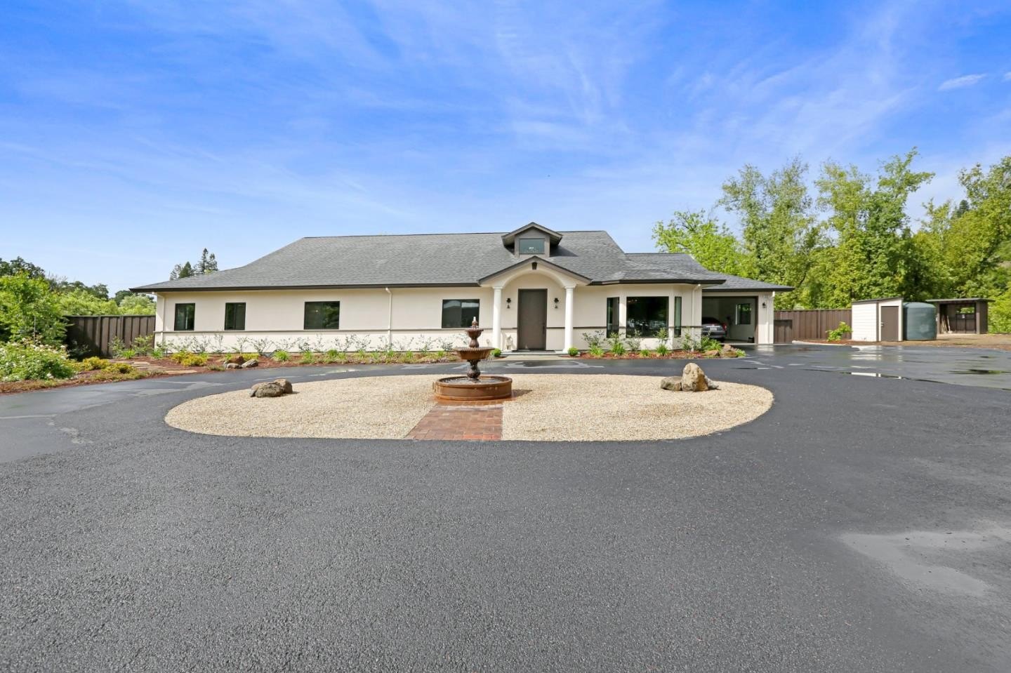Single Family 4BR 4BA - 695 Quietwater, SANTA ROSA, CA