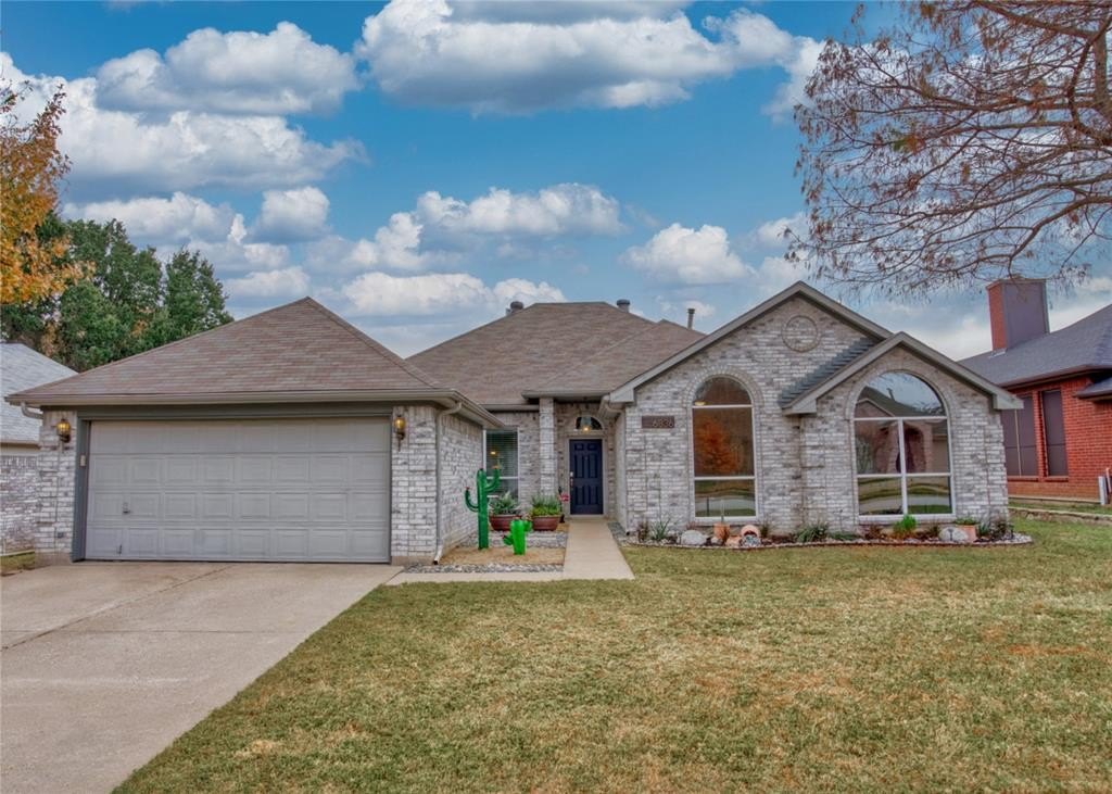 Single Family 4BR 2BA - 6836 Dogwood Lane, North Richland Hills, TX