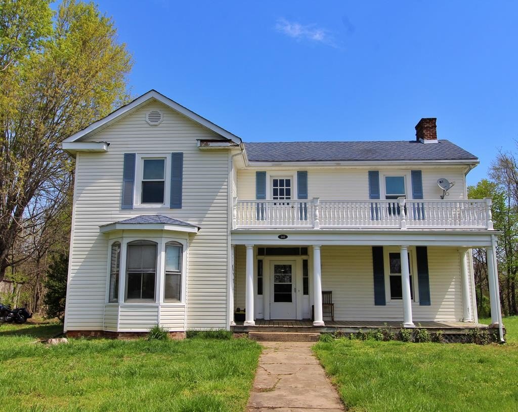 Single Family 4BR 2BA - 242 Church St, Pamplin, VA