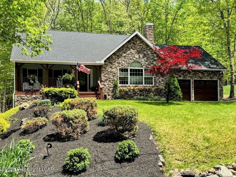 Single Family 4BR 4BA - 219 Owego Drive, Hazleton, PA