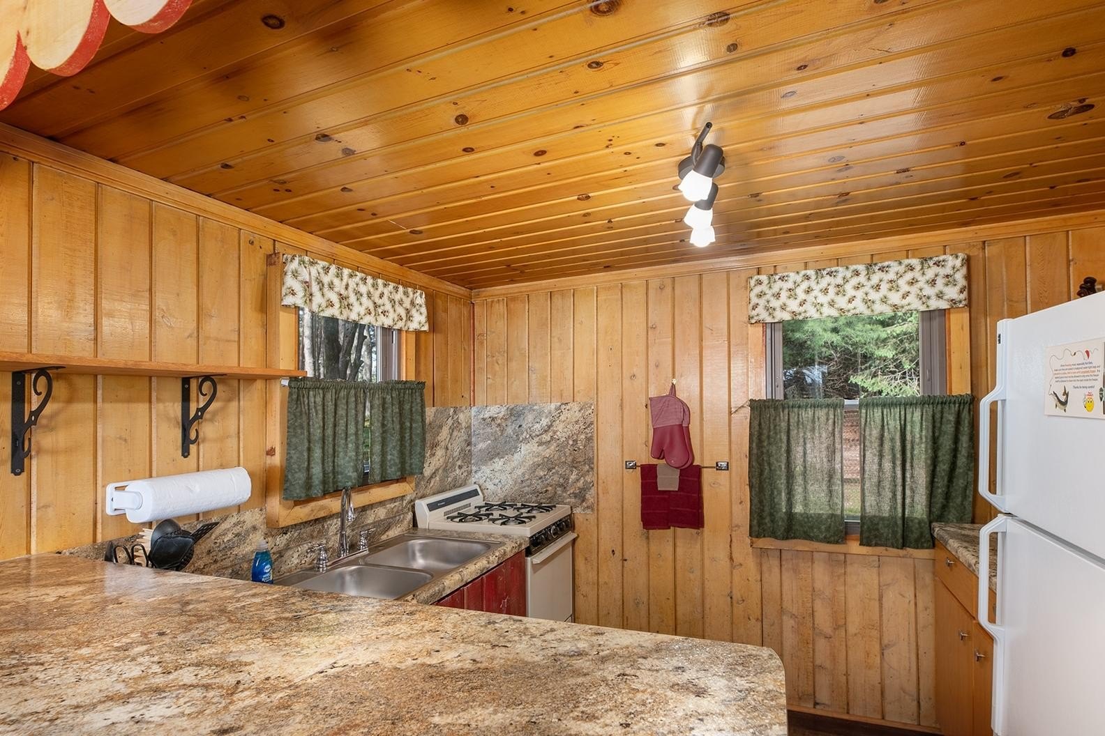 10591 PINE ARBOR Dr