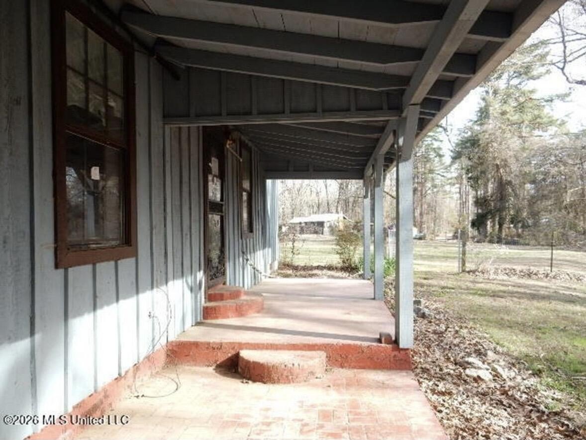 Single Family 2BR 2BA - 145 CR 511, Como, MS