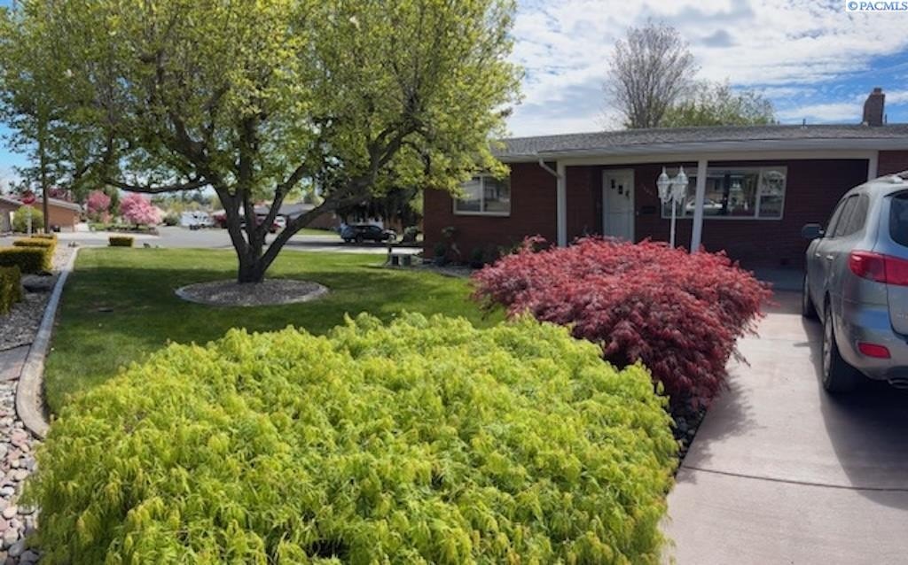 Other 4BR 3BA - 1106 King St, Grandview, WA