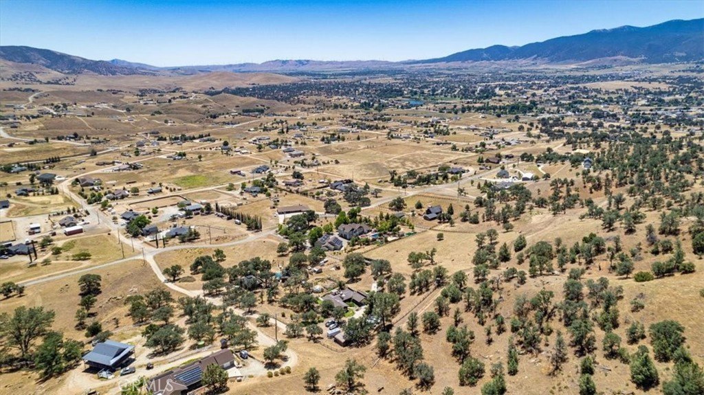Other 4BR 3BA - 24087 Clover Spring, Tehachapi, CA