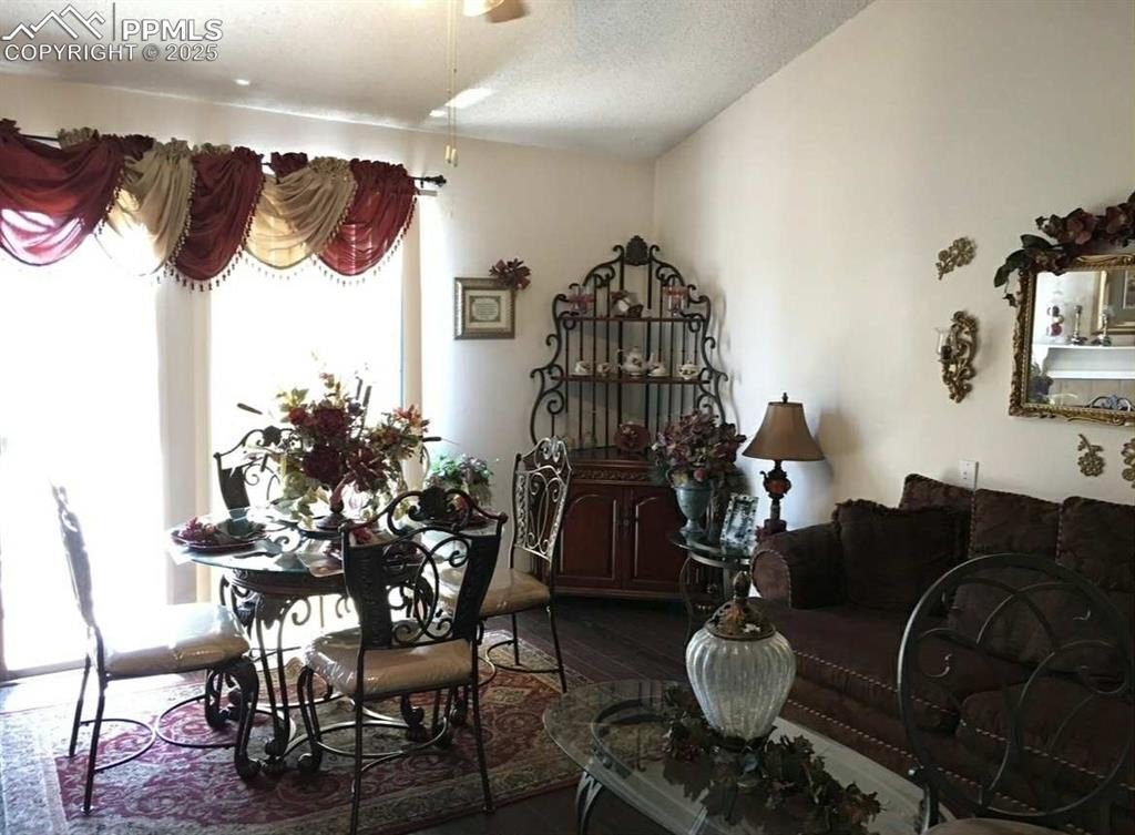 Condo 2BR 2BA - 4537 Lamplighter Circle, Colorado Springs, CO