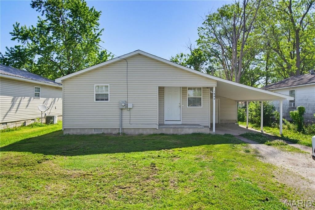 Single Family 2BR 1BA - 1804 Thomas Street, Poplar Bluff, MO