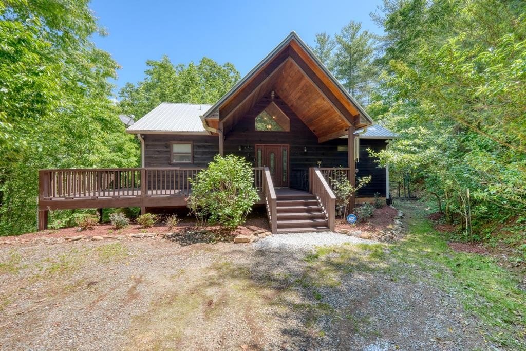 Single Family 2BR 3BA - 855 Smokey Hollow Drive, Murphy, NC