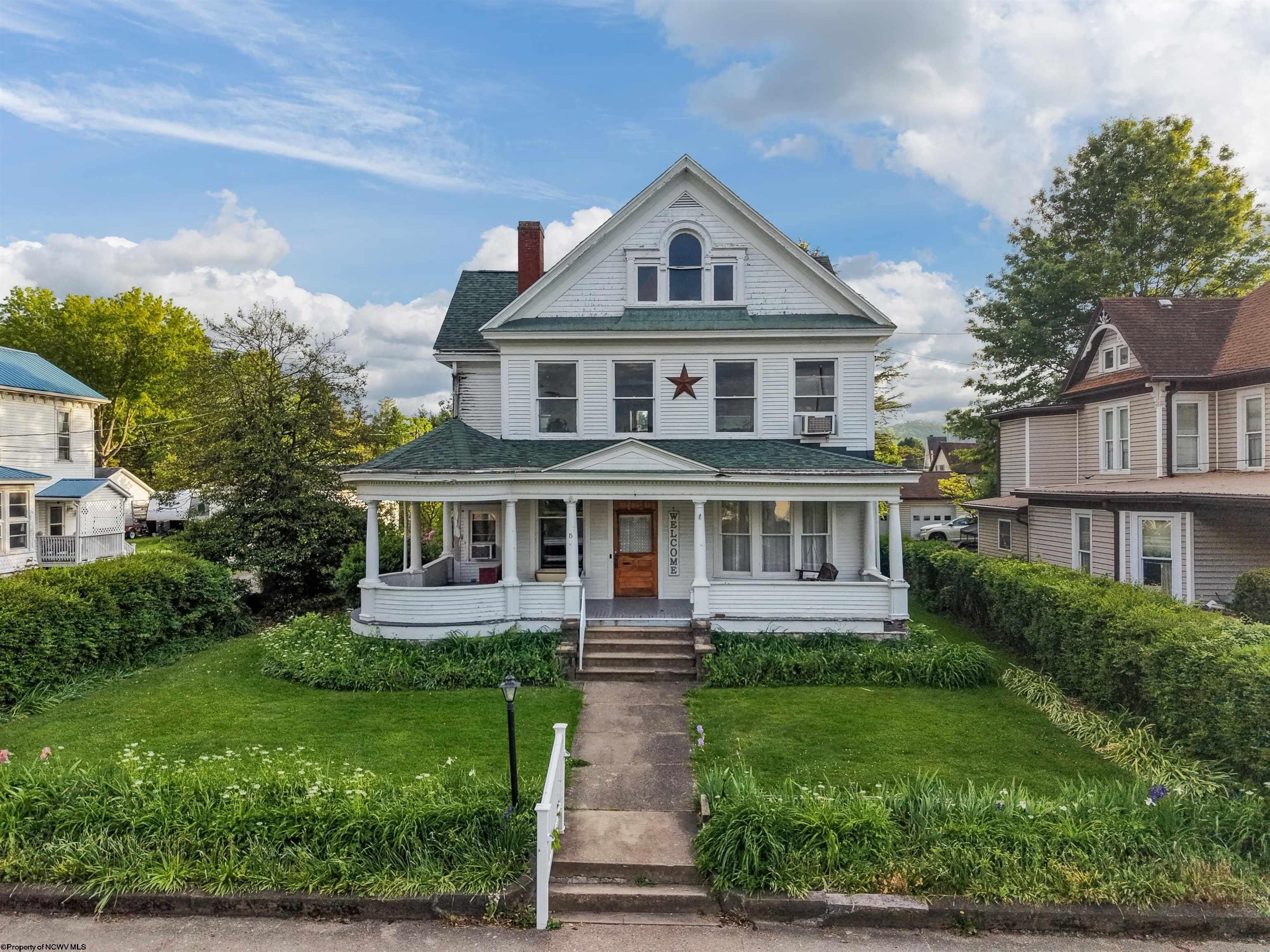 Single Family 7BR 3BA - 15 Meade Street, Buckhannon, WV