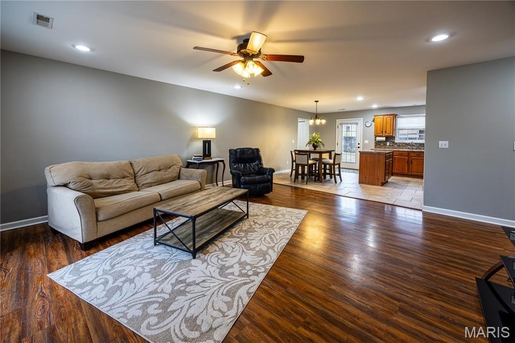 Single Family 3BR 2BA - 1686 Columbia Drive, Jackson, MO