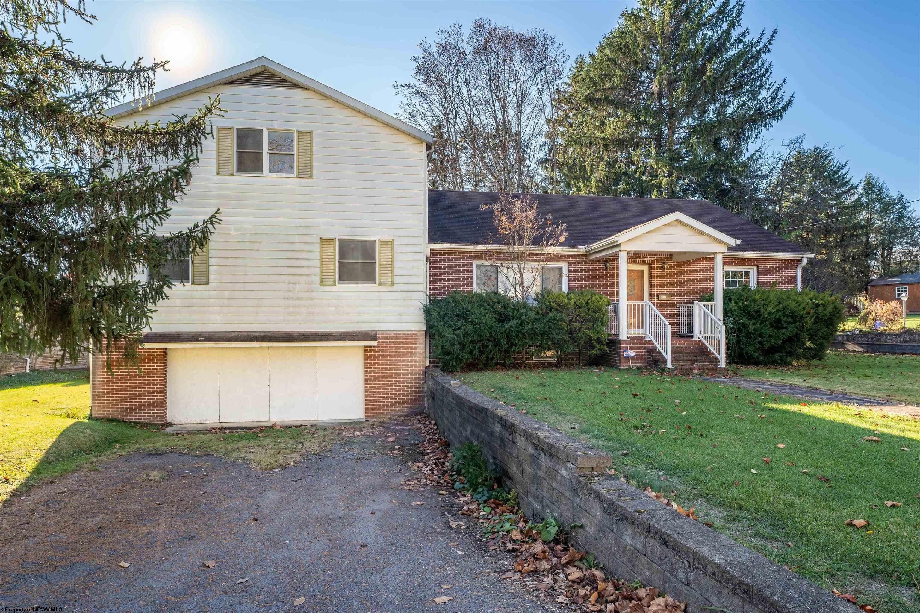 Single Family 5BR 3BA - 1053 Takoma Street, Morgantown, WV