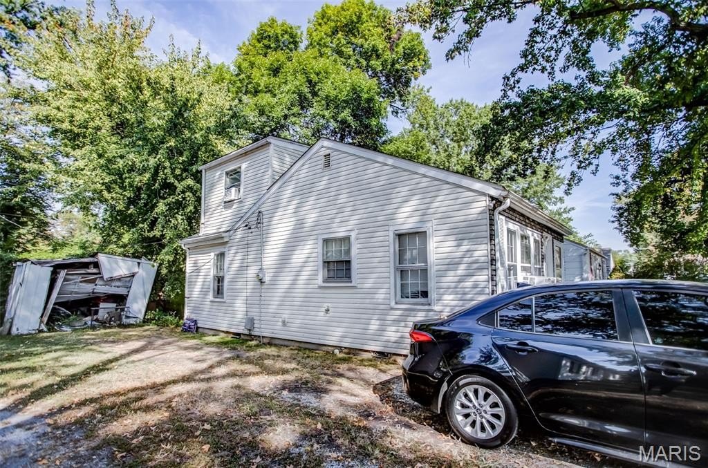 Single Family 2BR 1BA - 959 Green Mount Lane, Belleville, IL