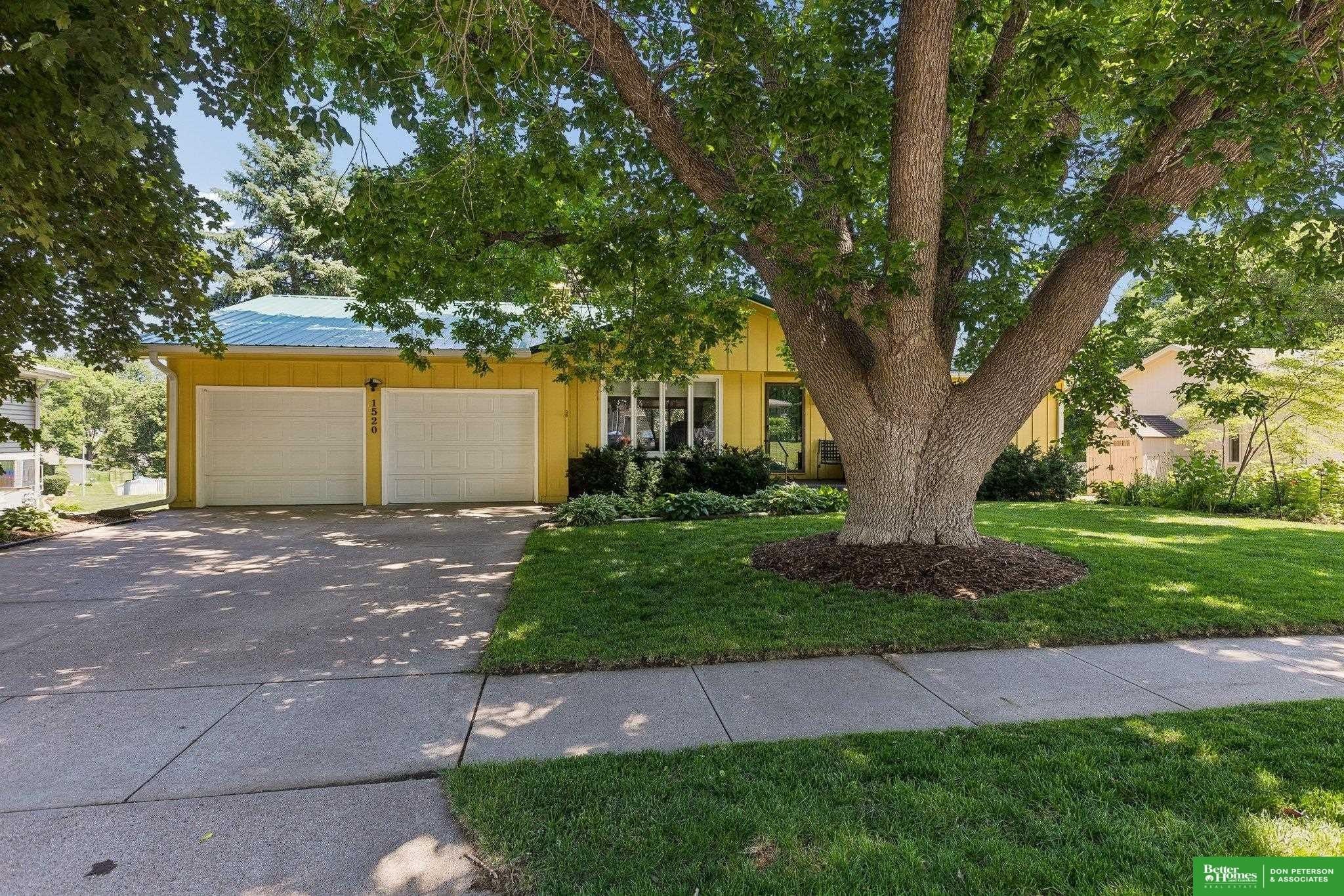 Single Family 3BR 3BA - 1520 Elkhorn Drive, Arlington, NE