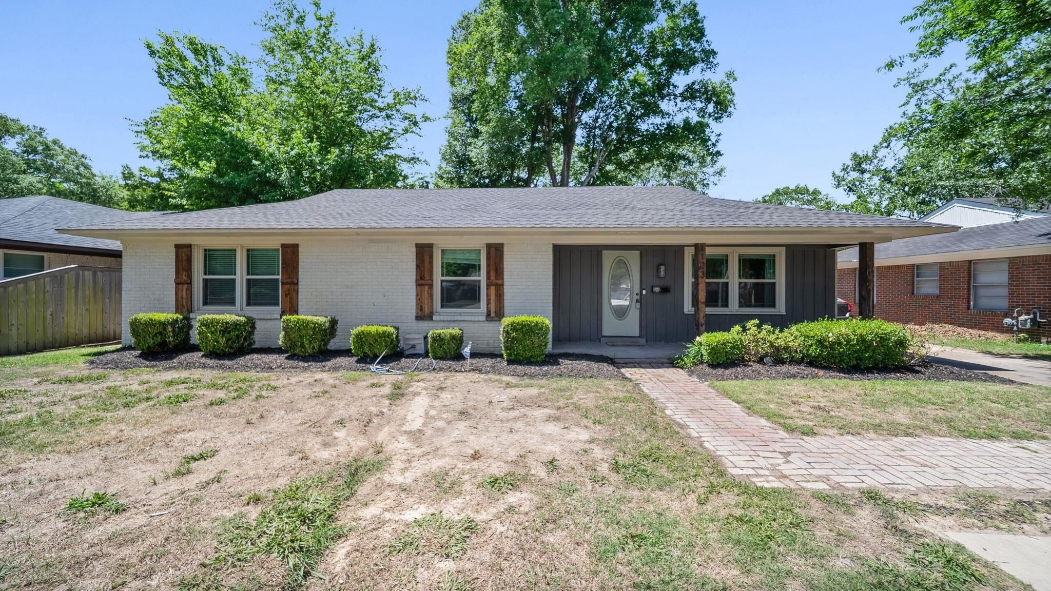 Single Family 3BR 2BA - 1123 S PERKINS Rd, Memphis, TN