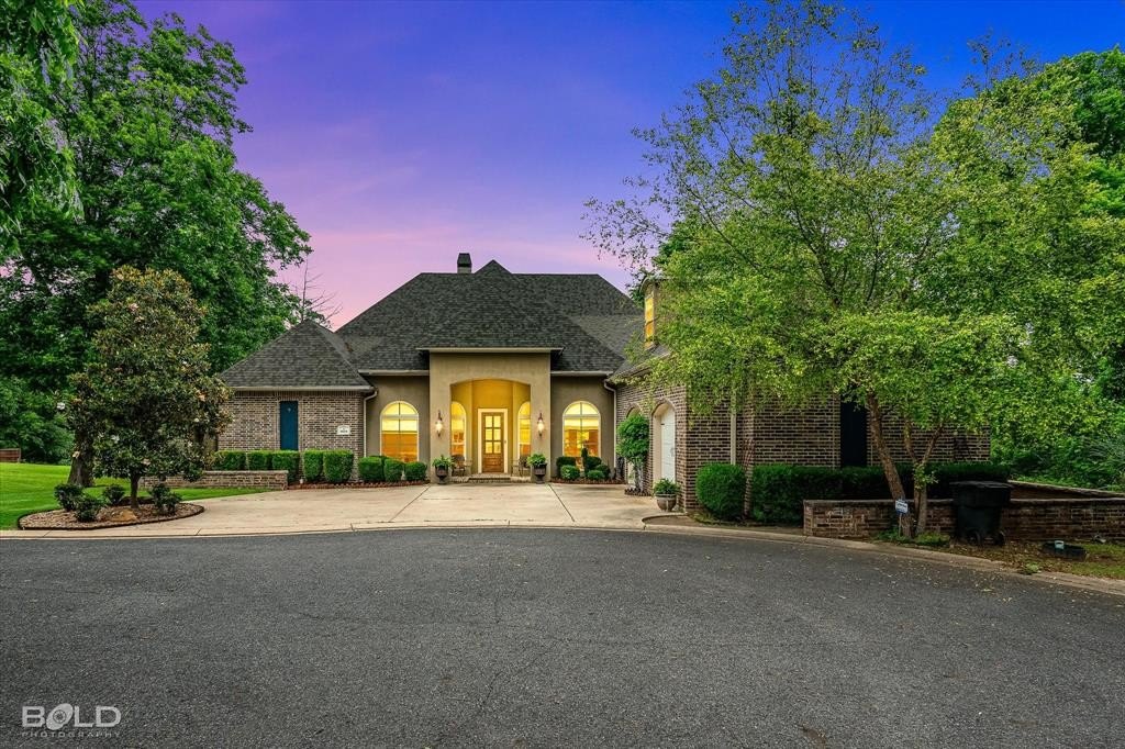 Single Family 4BR 4BA - 9019 Beau Soleil Drive, Shreveport, LA