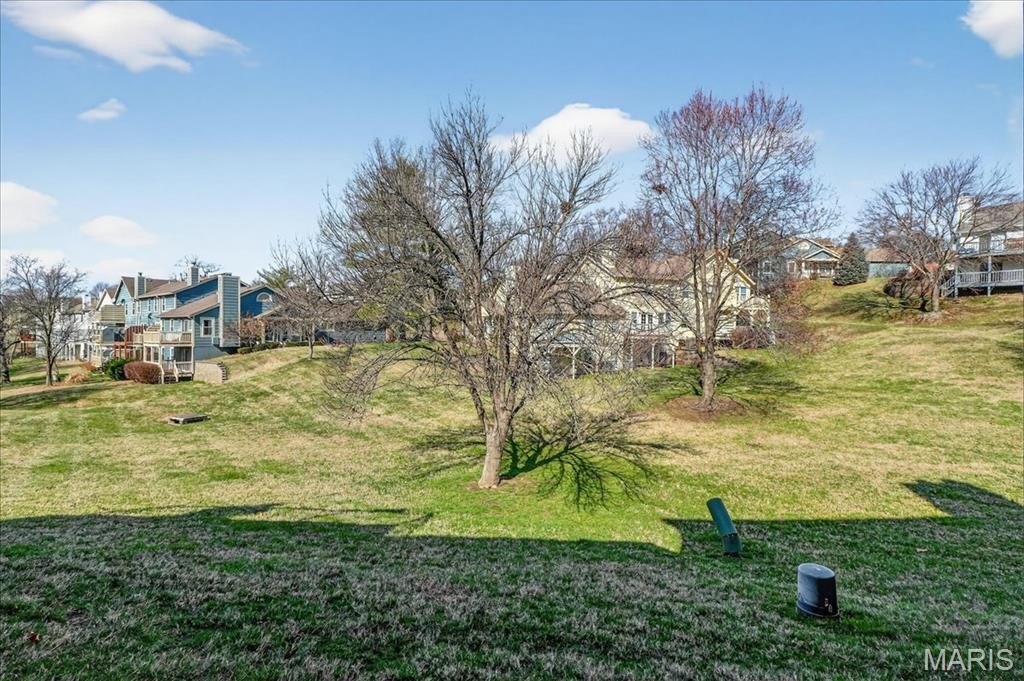 Condo 2BR 4BA - 11934 Autumn Lakes Drive, Maryland Heights, MO