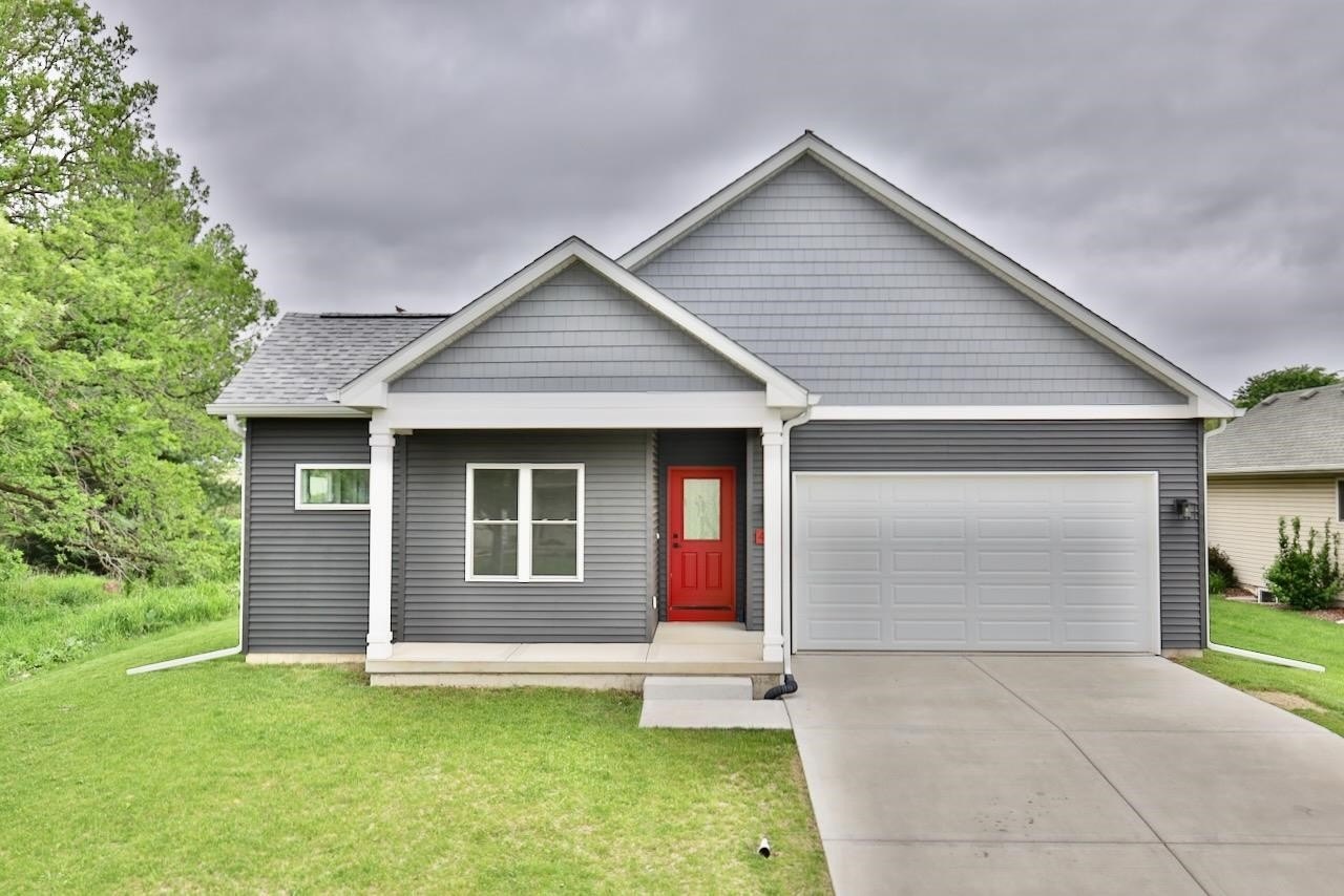 Single Family 4BR 3BA - 4432 Valor Way, Madison, WI