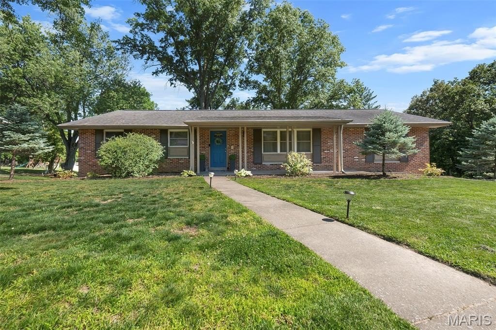 Single Family 3BR 2BA - 1731 Lakeshore Drive, Cape Girardeau, MO