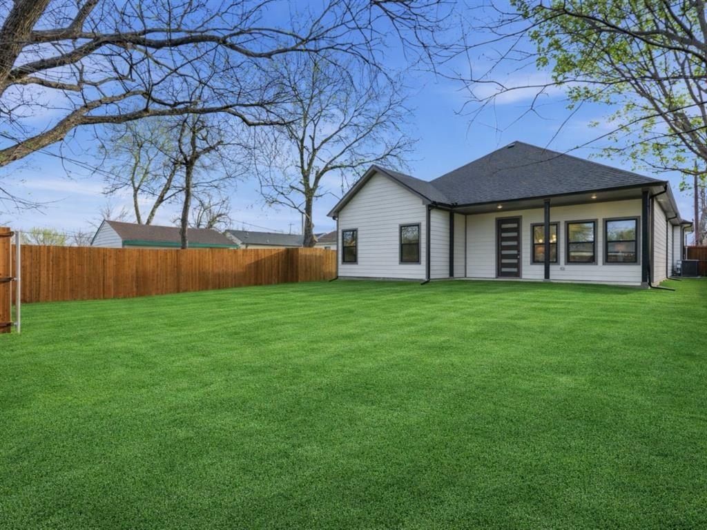 Single Family 4BR 4BA - 4438 Tacoma Street, Dallas, TX