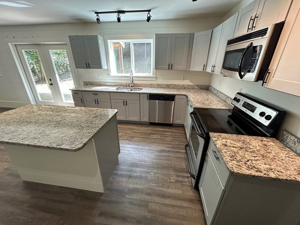 Other 3BR 3BA - 380 Hardscrabble Road, Mineral Bluff, GA