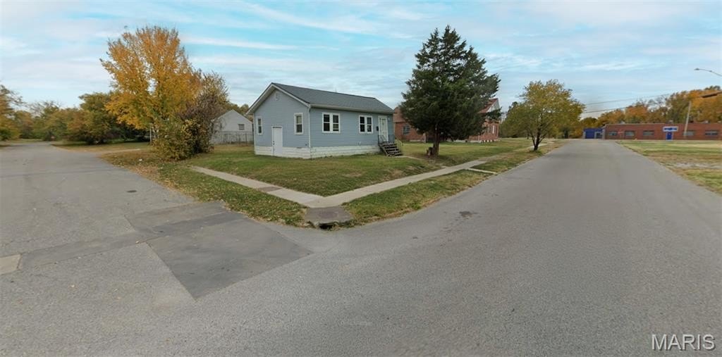 Single Family 2BR 1BA - 616 N 53rd Street, East St Louis, IL