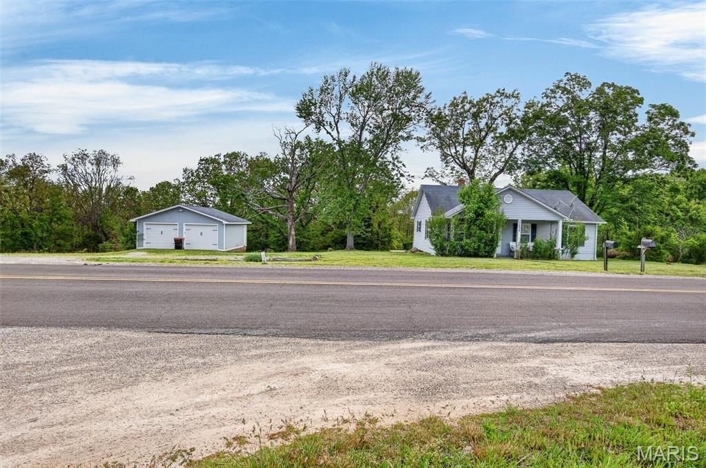 Single Family 2BR 1BA - 25634 Highway P, Laquey, MO