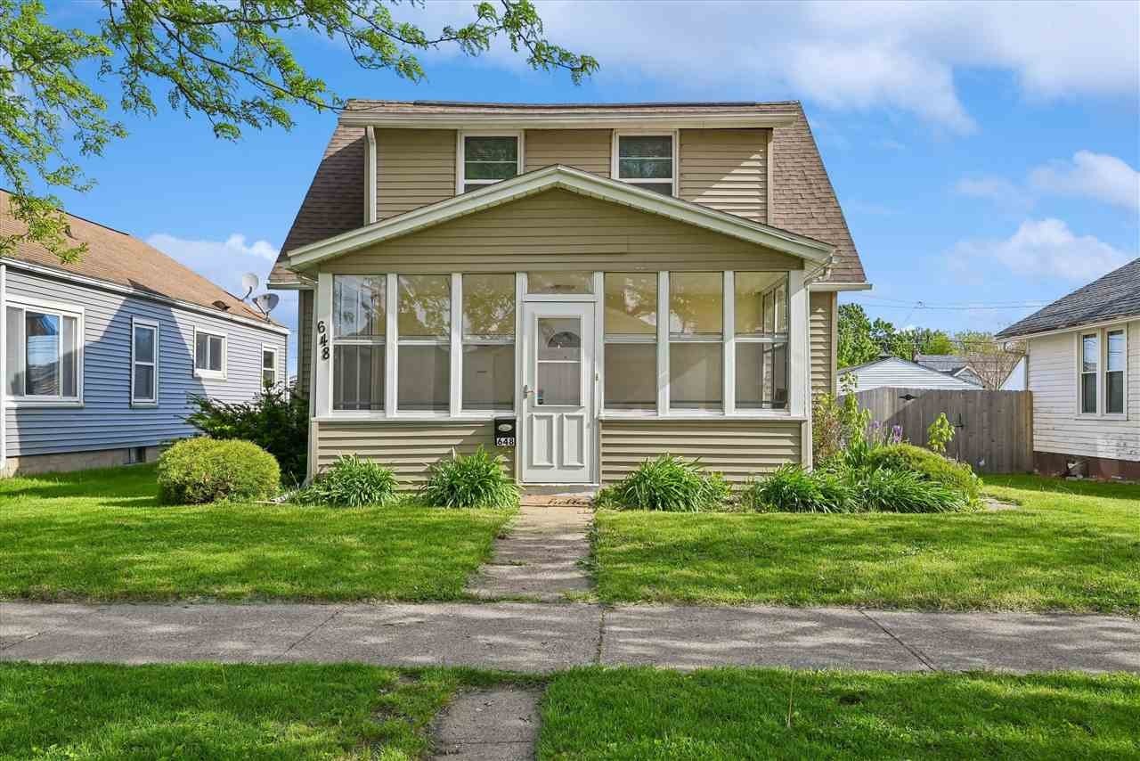 Single Family 3BR 1BA - 648 SW 22nd Ave, CedarRapids, IA