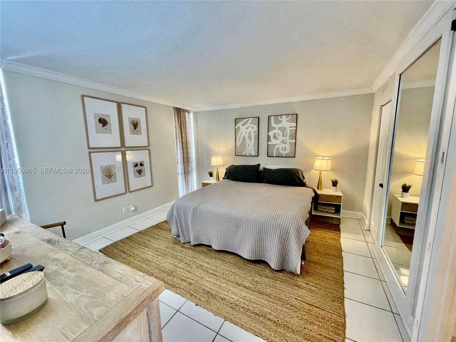 Condo 2BR 2BA - 4800 Bayview Dr, Fort Lauderdale, FL