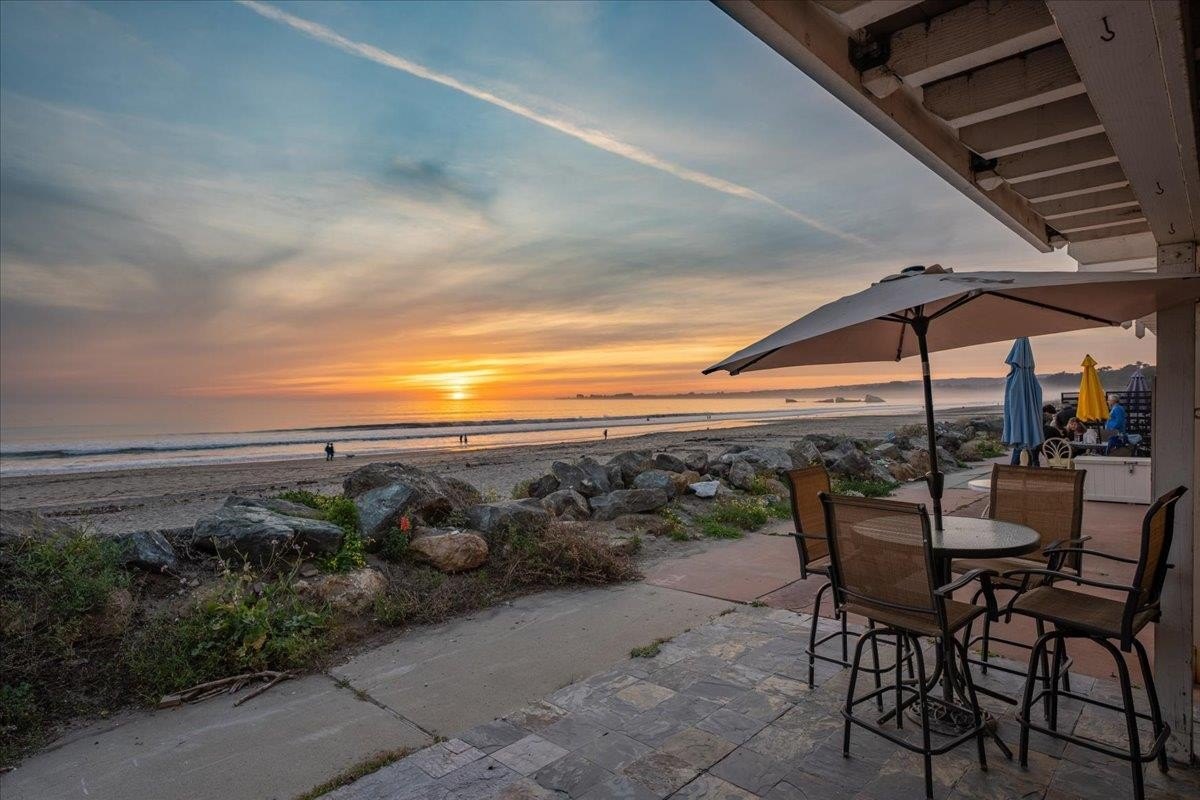 Single Family 3BR 2BA - 220 Beach DR, APTOS, CA