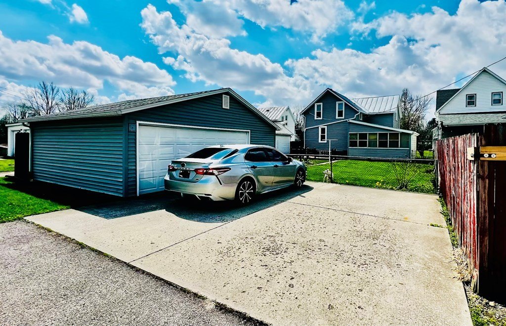 Single Family 3BR 2BA - 552 Prospect, Bucyrus, OH