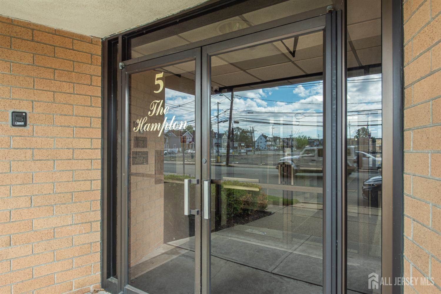 Condo 1BR 1BA - 5 Linden Street, Hackensack, NJ