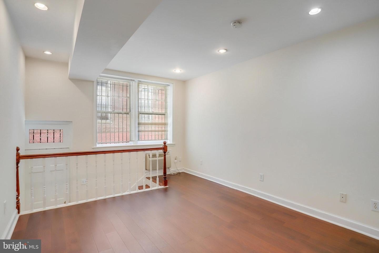 Single Family 12BR 11BA - 1633 16TH ST NW, WASHINGTON, DC