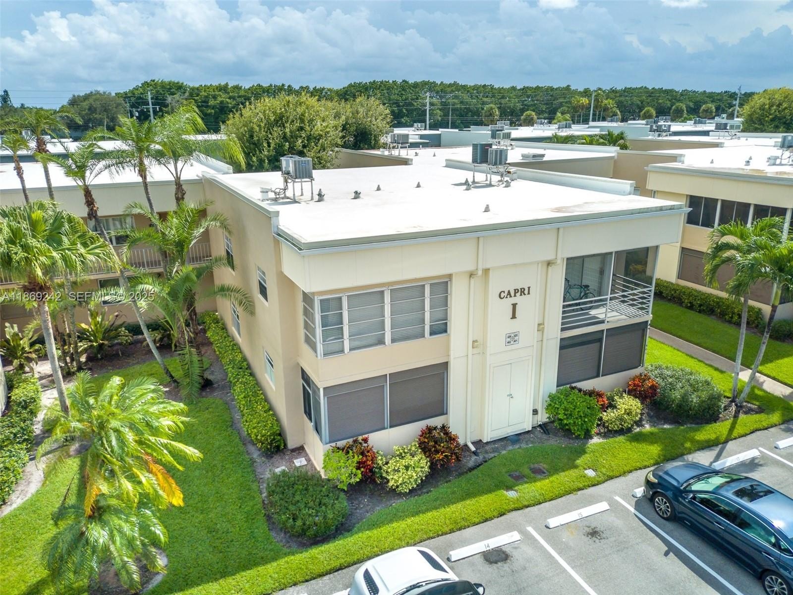 Condo 1BR 2BA - 402 Capri I, Delray Beach, FL