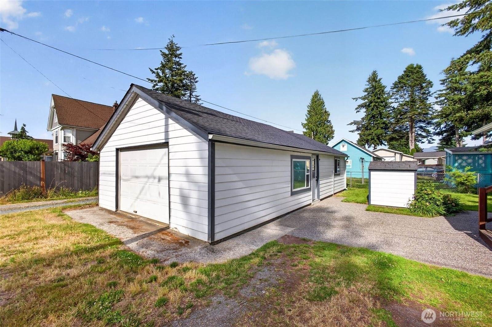 Other 3BR 2BA - 902 Fidalgo Street, Sedro Woolley, WA