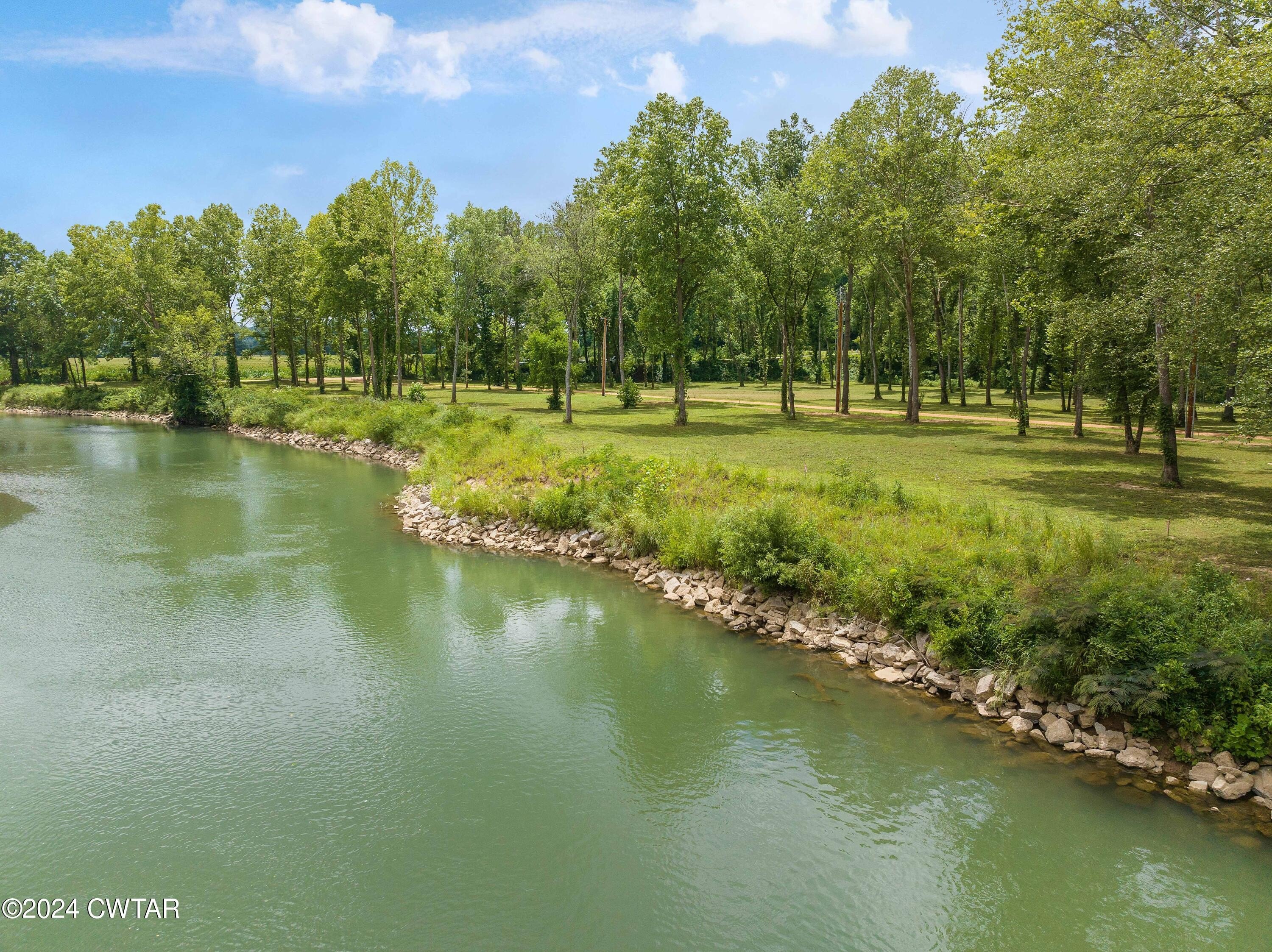 Other - Campers Lane lot: 15, Linden, TN