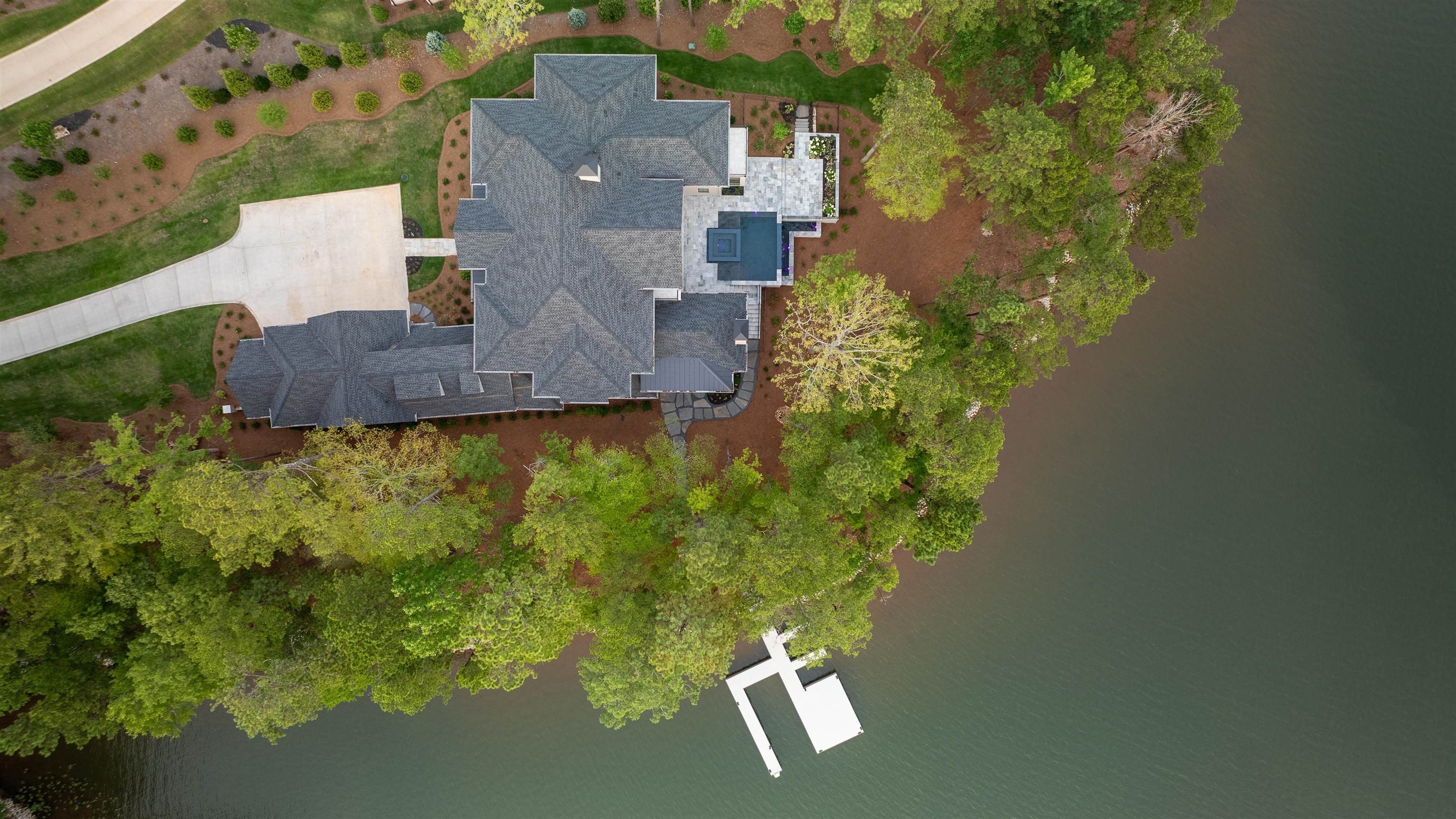 Single Family 7BR 11BA - 1221 BROADPOINT DRIVE, Greensboro, GA
