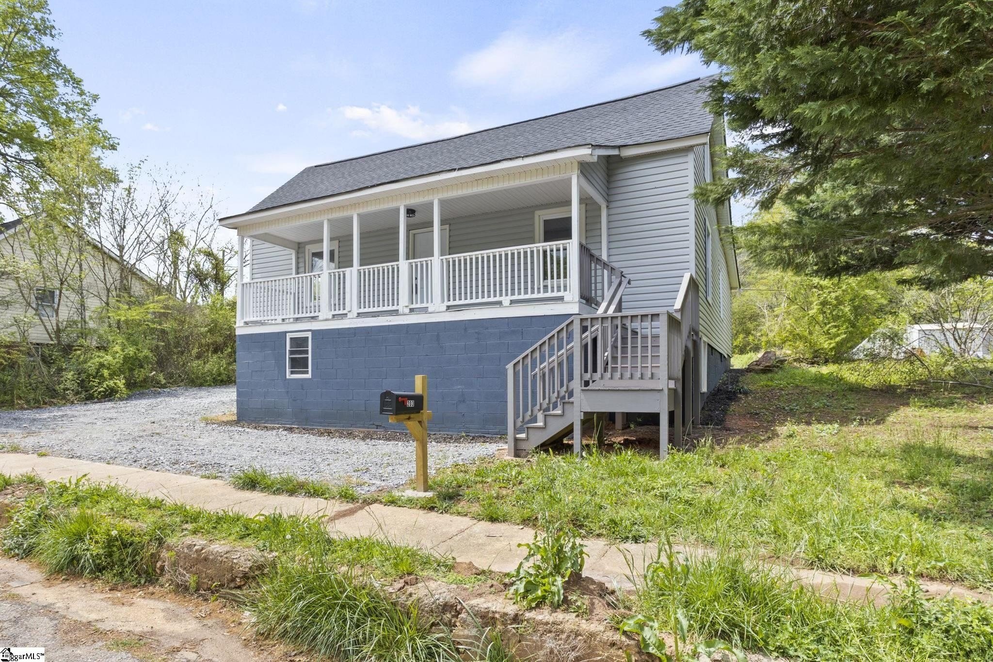 Single Family 3BR 2BA - 203 Orr Street, Honea Path, SC
