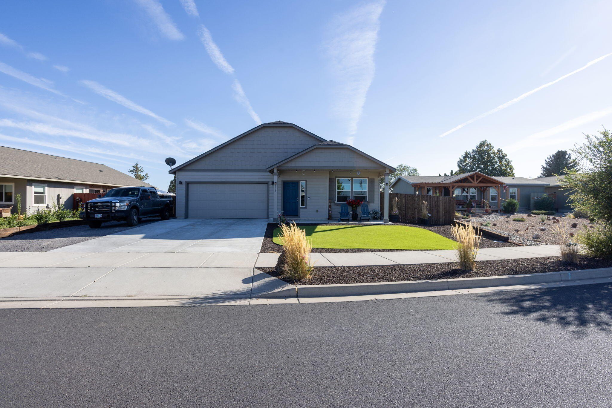 805 SE Dacotah Ct