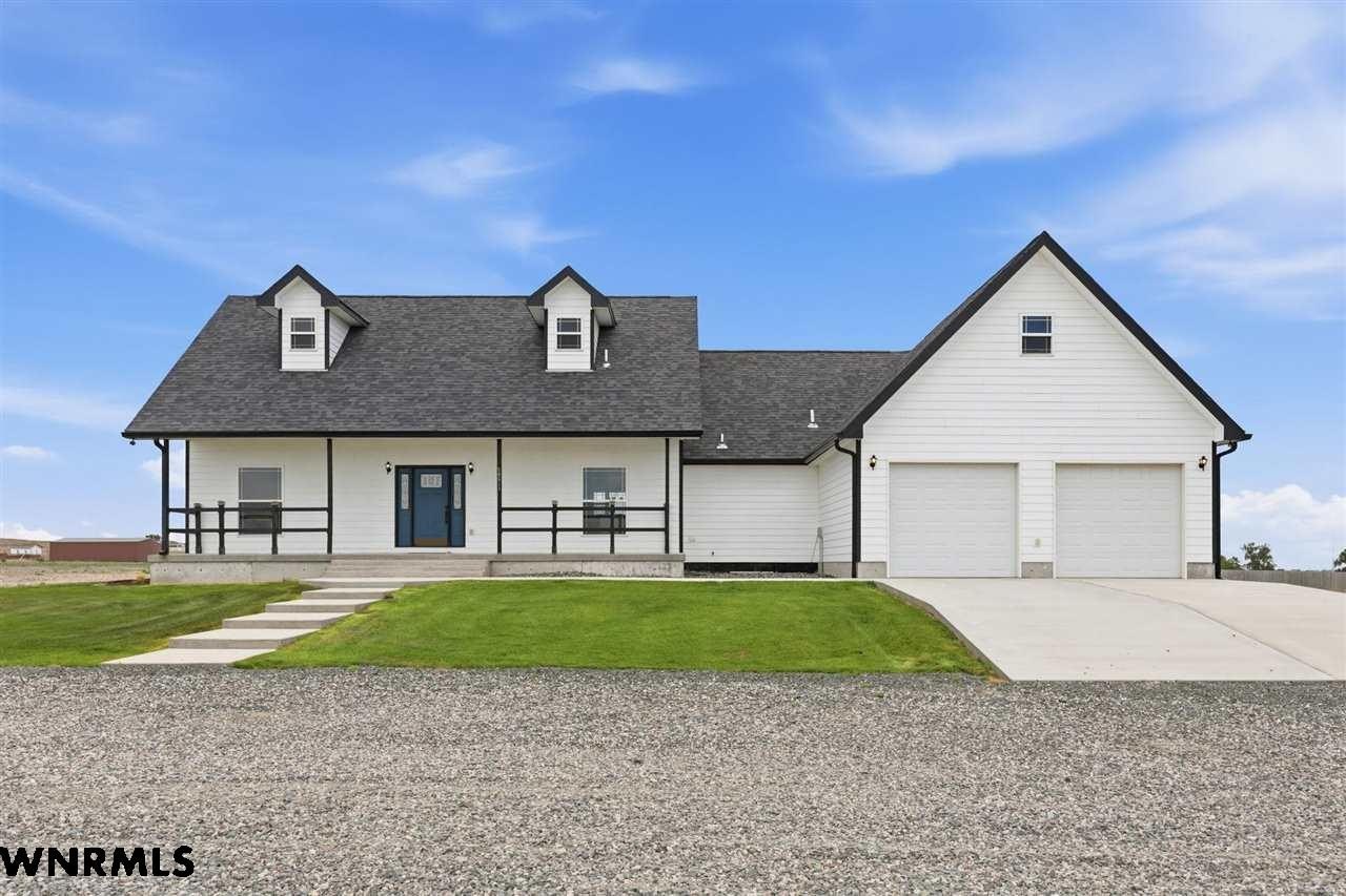 Single Family 4BR 3BA - 50611 PANORAMA DR, Scottsbluff, NE