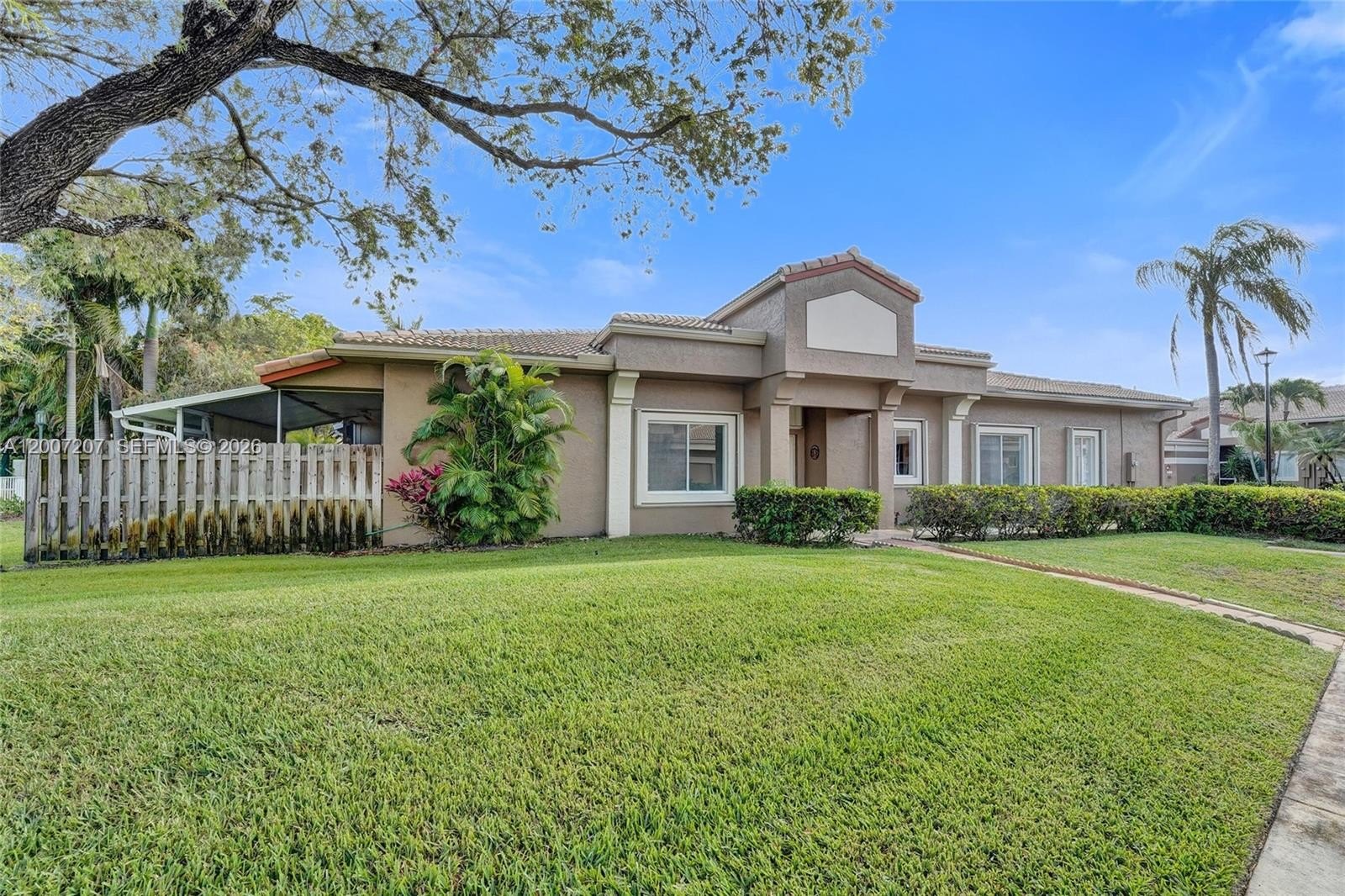 Single Family 3BR 2BA - 10131 Lombardy Dr, Tamarac, FL