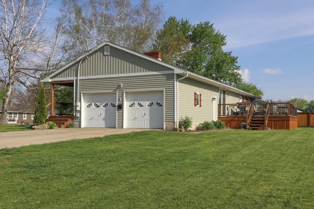 Single Family 3BR 3BA - 406 Apple, Mansfield, OH