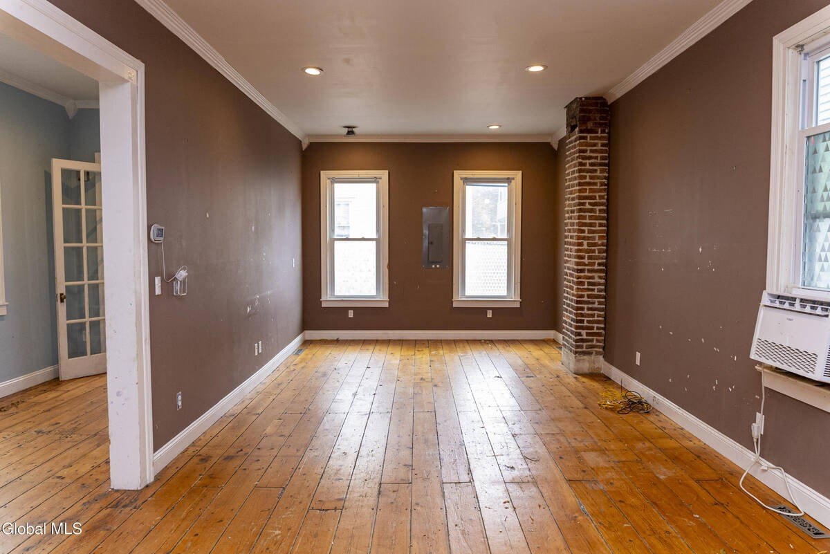 Other 4BR 2BA - 11 River Street, Schenectady, NY