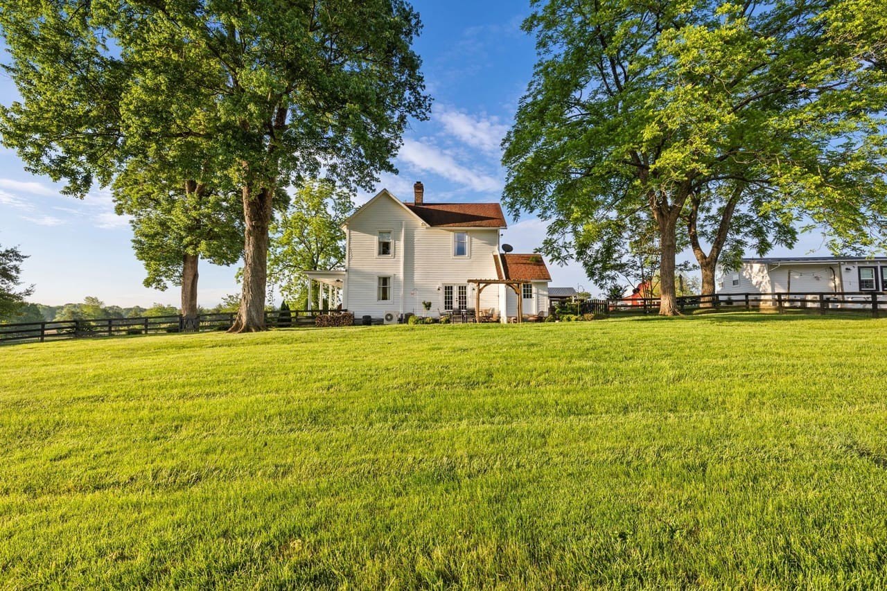 Single Family 3BR 3BA - 23350 Cedar Mountain Dr, Rapidan, VA