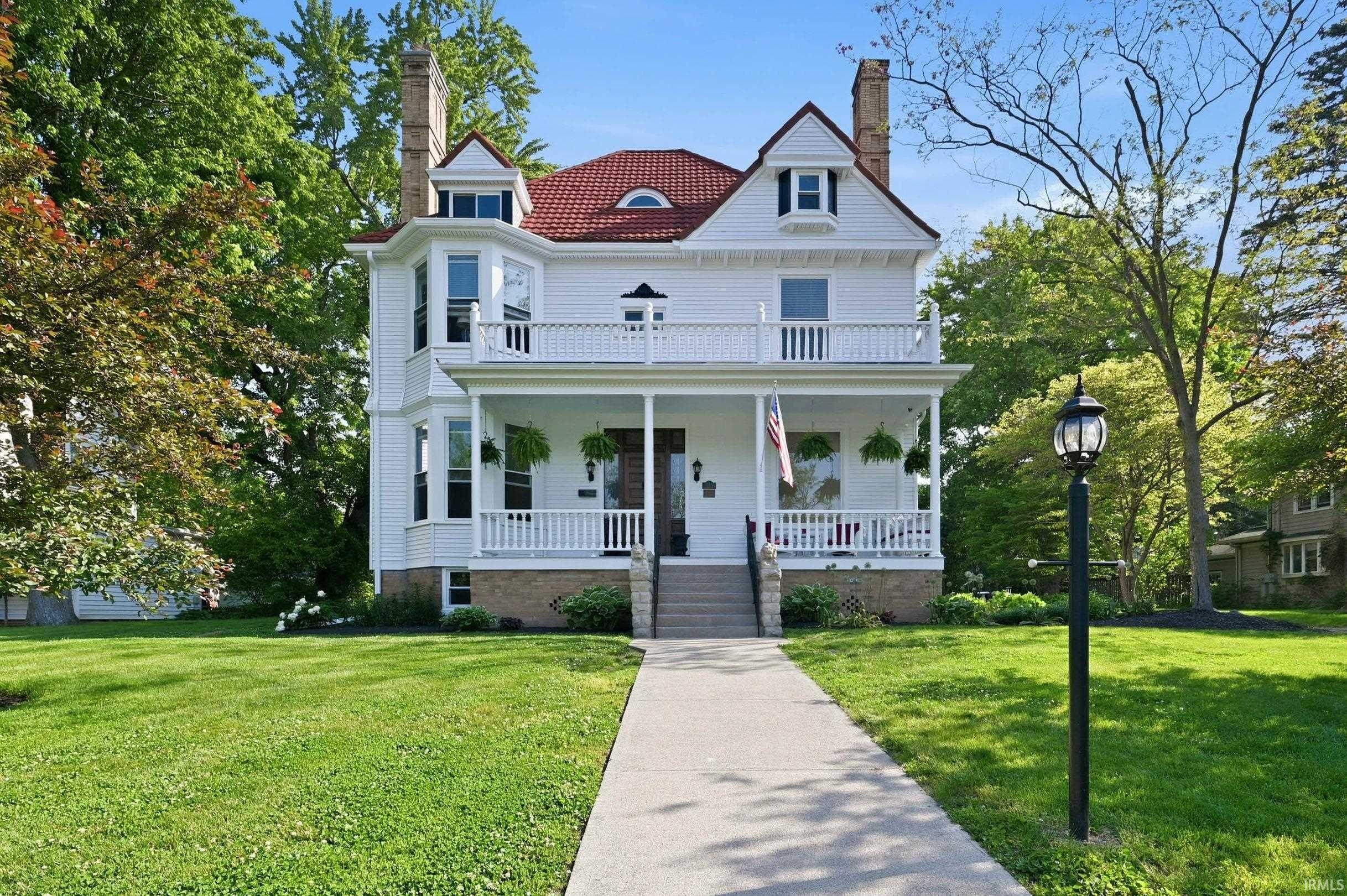 Single Family 6BR 3BA - 300 E McCullough Boulevard, Muncie, IN